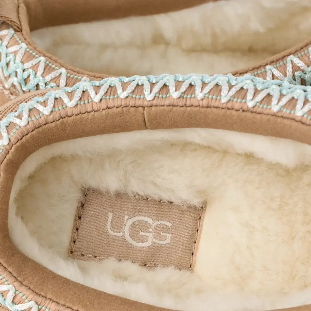 Size 4-Brand New UGG Tazz Big Kids Slipper Sand 1143776K-SAN - Picture 4 of 7
